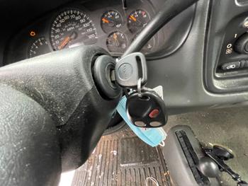 2004 chevrolet silverado-1500 ext.-cab-short-bed-4wd with 157564 miles for sale near elk-river, minnesota 176cc1edcc34425383ec1e259eb2a496.jpeg