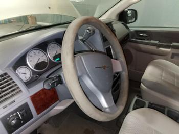 2009 chrysler town-&-country lx with 212963 miles for sale near elk-river, minnesota 17afcdf7f47c4666b58e784ddd5c7f0a.jpg