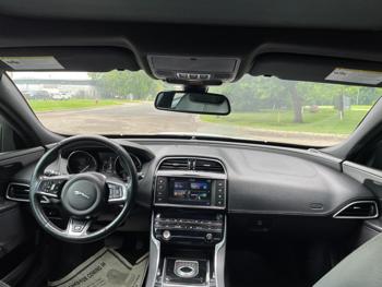 2017 Jaguar XE