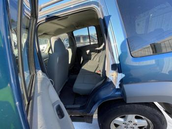 2005 jeep liberty sport-4wd with 223774 miles for sale near elk-river, minnesota 17fc67cb36a54d04bb944c59ea838b59.jpeg