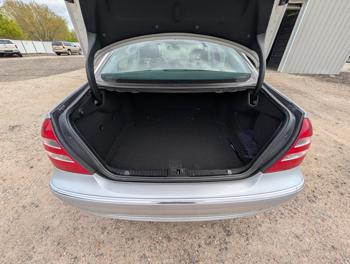 2006 mercedes-benz e-class e350 with 132043 miles for sale near elk-river, minnesota 182f103f20254abaad029f27ff8e2661.jpg