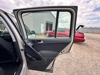 2013 volkswagen tiguan se-4motion with 86198 miles for sale near elk-river, minnesota 183ba3629acf4c0b9dfc2378b6e9dd2b.jpeg