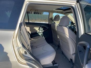 2007 toyota rav4 limited with 136467 miles for sale near elk-river, minnesota 18b8c8739b5140b3bbf54187b78b8e32.jpg