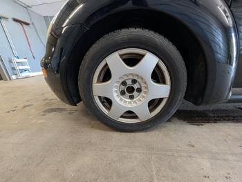 1999 volkswagen new-beetle gls-2.0 with 162278 miles for sale near elk-river, minnesota 18da8b4ff70a4c57a50631d23190d8cd.jpg