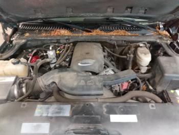 2003 chevrolet suburban 1500-4wd with 287351 miles for sale near elk-river, minnesota 1933b89d629f477db868bcbb7052e144.jpg