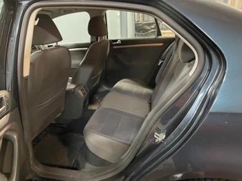 2008 volkswagen jetta with 174851 miles for sale near elk-river, minnesota 19d75e09341b4f2ca250e5ed8dd05ef4.jpg