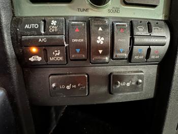 2010 honda pilot touring-4wd-5-spd-at with 226699 miles for sale near elk-river, minnesota 19d96acf3d4f4305bfbe2eb6b1005713.jpeg