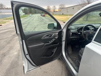 2019 chevrolet traverse lt-cloth-fwd with 140494 miles for sale near elk-river, minnesota 1a0f190ebc6d4000b643ab65e8855fae.jpeg