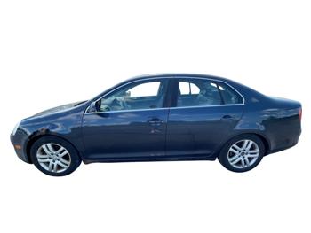 2008 volkswagen jetta se with 135267 miles for sale near elk-river, minnesota 1a3949936afa4bb5948edd578b3dc952.jpg