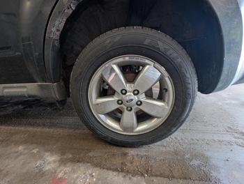 2009 ford escape limited-fwd-v6 with 198732 miles for sale near elk-river, minnesota 1a7550a893cd47aa8814a7cae3c76de6.jpg