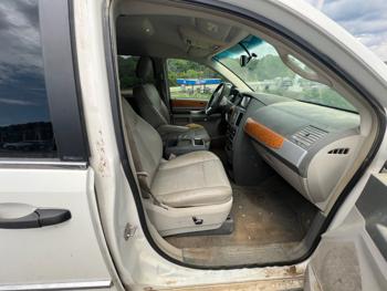 2008 chrysler town-&-country limited with 223234 miles for sale near savage, minnesota 1ab864bbaf234465be8f6dc27221100e.jpeg