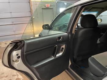 2007 subaru outback 2.5i with 156998 miles for sale near elk-river, minnesota 1adc573eacaf4852b992f5742010e782.jpg