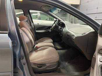 1999 ford taurus se with 100919 miles for sale near elk-river, minnesota 1bac031dd52b4bfaa314ea30ea2698ae.jpg