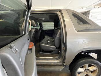 2008 chevrolet avalanche ls-4wd with 219447 miles for sale near elk-river, minnesota 1bb136abe3d04a5992924f064f69a10b.jpeg