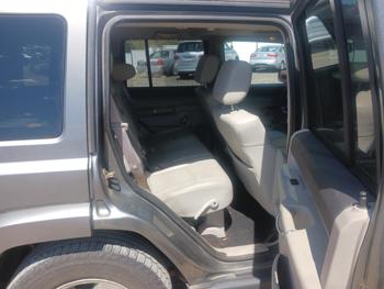 2007 jeep commander limited-4wd with 107317 miles for sale near elk-river, minnesota 1bf007742f564ad79f6cf060efb95f8b.jpg