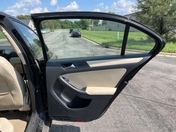 2011 volkswagen jetta se with 147575 miles for sale near elk-river, minnesota 1c19d68b1dd14dd985fa8bdf0ab5978e.jpeg