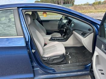 2016 hyundai sonata se with 120648 miles for sale near elk-river, minnesota 1c4486a14bb846cebb52dae0762aa6ff.jpg
