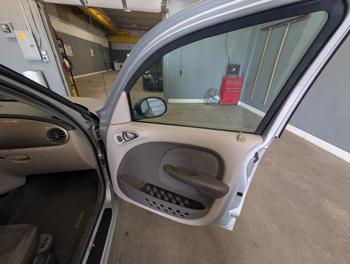 2001 chrysler pt-cruiser base with 140967 miles for sale near elk-river, minnesota 1c487d2629034604b10a45aa45d74f38.jpg