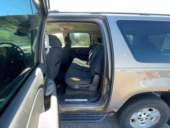 2007 chevrolet suburban ls-1500-4wd with 169908 miles for sale near mora, minnesota 1c51612d8297480aa0602a94d93ee1cc.jpeg