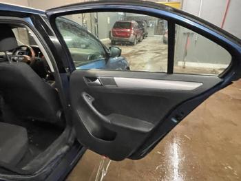 2015 volkswagen jetta se with 88456 miles for sale near elk-river, minnesota 1d182d223b7842f4a9f18cb597c23ad2.jpg