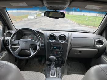 2004 gmc envoy xuv-sle-4wd with 213685 miles for sale near elk-river, minnesota 1d49903c609e42549e15fcb1047997b0.jpeg
