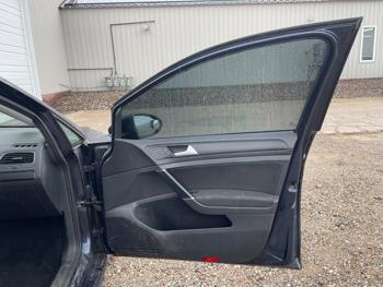 2016 volkswagen golf tsi-s-6a with 161203 miles for sale near elk-river, minnesota 1d4cf680648a40f38dbf46ce29d23007.jpeg