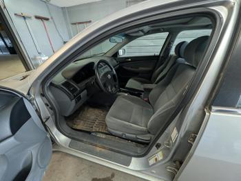 2006 honda accord ex-l-sedan-at with 209728 miles for sale near elk-river, minnesota 1d6562531d00459e9f75531f0f46b905.jpg