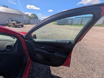 2014 chevrolet cruze 1lt-auto with 157401 miles for sale near elk-river, minnesota 1dbe679952cc4811b59da6a46c932f66.jpg