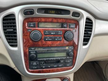 2005 toyota highlander limited-v6-4wd with 245208 miles for sale near elk-river, minnesota 1e4c2a349d384cf3ac40aa6ccb6828cf.jpeg