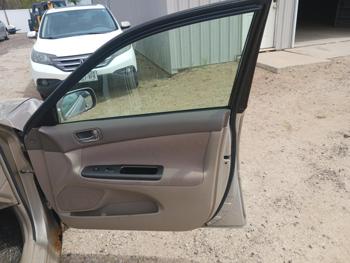 2005 toyota camry le with 202015 miles for sale near elk-river, minnesota 1e4cb1ce52e849fbac65fbcf4b4c9766.jpg