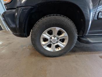 2002 toyota sequoia limited-4wd with 216240 miles for sale near elk-river, minnesota 1e561bb45d0c48929c2d1b3137a59d47.jpg