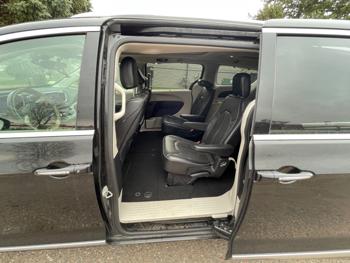 2018 chrysler pacifica limited with 145653 miles for sale near blaine, minnesota 1e9bba20000a4bb6adb98b044180d578.jpeg