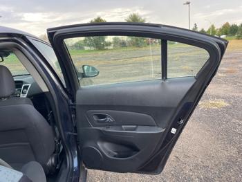 2016 chevrolet cruze-limited 1lt-auto with 151883 miles for sale near hastings, minnesota 1eccaadd12a84fe5b66e78faafb0207f.jpeg