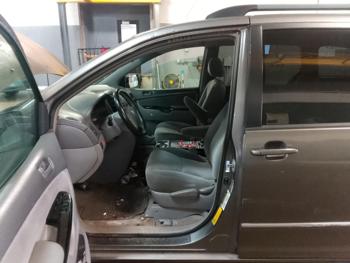 2005 toyota sienna le---7-passenger-seating with 219181 miles for sale near elk-river, minnesota 1ed5f565bf9b40d3b270b408d106e270.jpg
