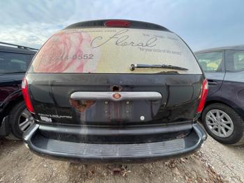 2006 chrysler town-and-country base-lx with 227559 miles for sale near elk-river, minnesota 2013f80fac4944abab556f45050dfe50.jpg