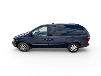 2005 chrysler town-&-country touring with 276798 miles for sale near elk-river, minnesota 204593a363514d9ebdc2183ef0f5bd84.jpg