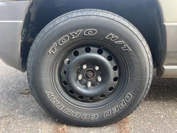 2004 jeep grand-cherokee laredo-4wd with 154499 miles for sale near maplewood, minnesota 205f75f7792643c3b7bfd60db8c1ee1d.jpeg