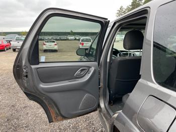 2006 mazda tribute s-4wd-4-spd-at with 238256 miles for sale near elk-river, minnesota 207f36e938ae48fe92d5039f4799ec6b.jpeg