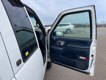 1998 chevrolet c-k-1500 k1500-4wd with 238024 miles for sale near alexandria, minnesota 209803e494fb4a69a41e82795facb9cf.jpeg