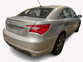 2013 chrysler 200 limited with 167553 miles for sale near elk-river, minnesota 20d88c1893eb4f2c946238faeb9ef759.jpg