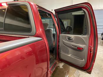 2001 ford f-150 xlt-supercrew-4wd with 200316 miles for sale near elk-river, minnesota 2116c269234a4a2b8e37fed7ca9e2e9e.jpg