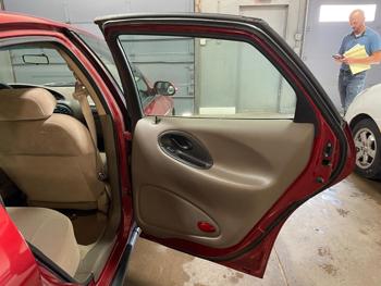 1999 Ford Taurus