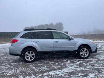 2013 subaru outback limited with 157132 miles for sale near elk-river, minnesota 221c77e4b6a648c69c0aaace0227c87c.jpg