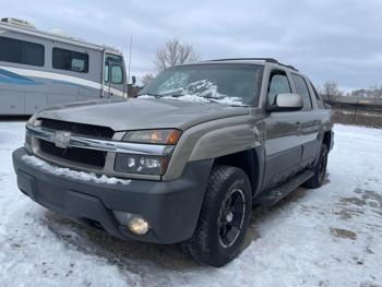 2003 chevrolet avalanche 1500 with 174308 miles for sale near elk-river, minnesota 22d92324d66f467fb91a55e91405de3b.jpg