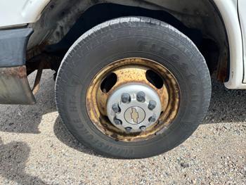 2008 chevrolet express g3500 with 188906 miles for sale near elk-river, minnesota 232ccf6bf5114f078ea98eec3f1671bb.jpeg