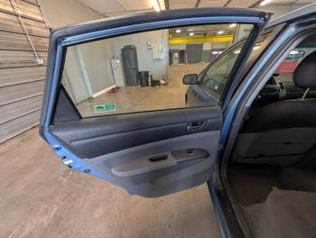 2009 toyota prius 4-door-liftback with 401240 miles for sale near elk-river, minnesota 23cf9436e5314e0cb0d2a151fa84b51d.jpg