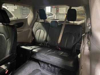2017 chrysler pacifica touring-l with 146565 miles for sale near elk-river, minnesota 240c1e466b624ee38b9bcf44759e15e1.jpg