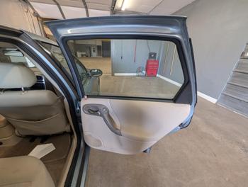2003 saturn l-series-sedan l200 with 107850 miles for sale near elk-river, minnesota 240cdba072804dd584c1ac92dd2ea006.jpg