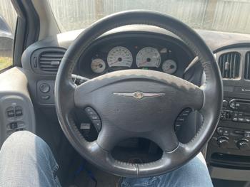 2007 chrysler town-&-country touring with 117292 miles for sale near elk-river, minnesota 241afb46046a4dd98ebd7ec5525002ed.jpeg