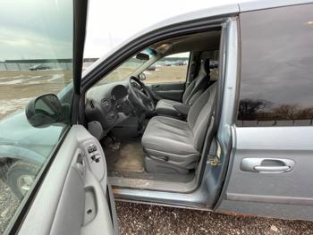 2006 dodge caravan sxt with 86304 miles for sale near elk-river, minnesota 242b3638e2a24f1686aaebd202125288.jpeg